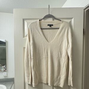 Banana Republic Cream V-Neck Sweater